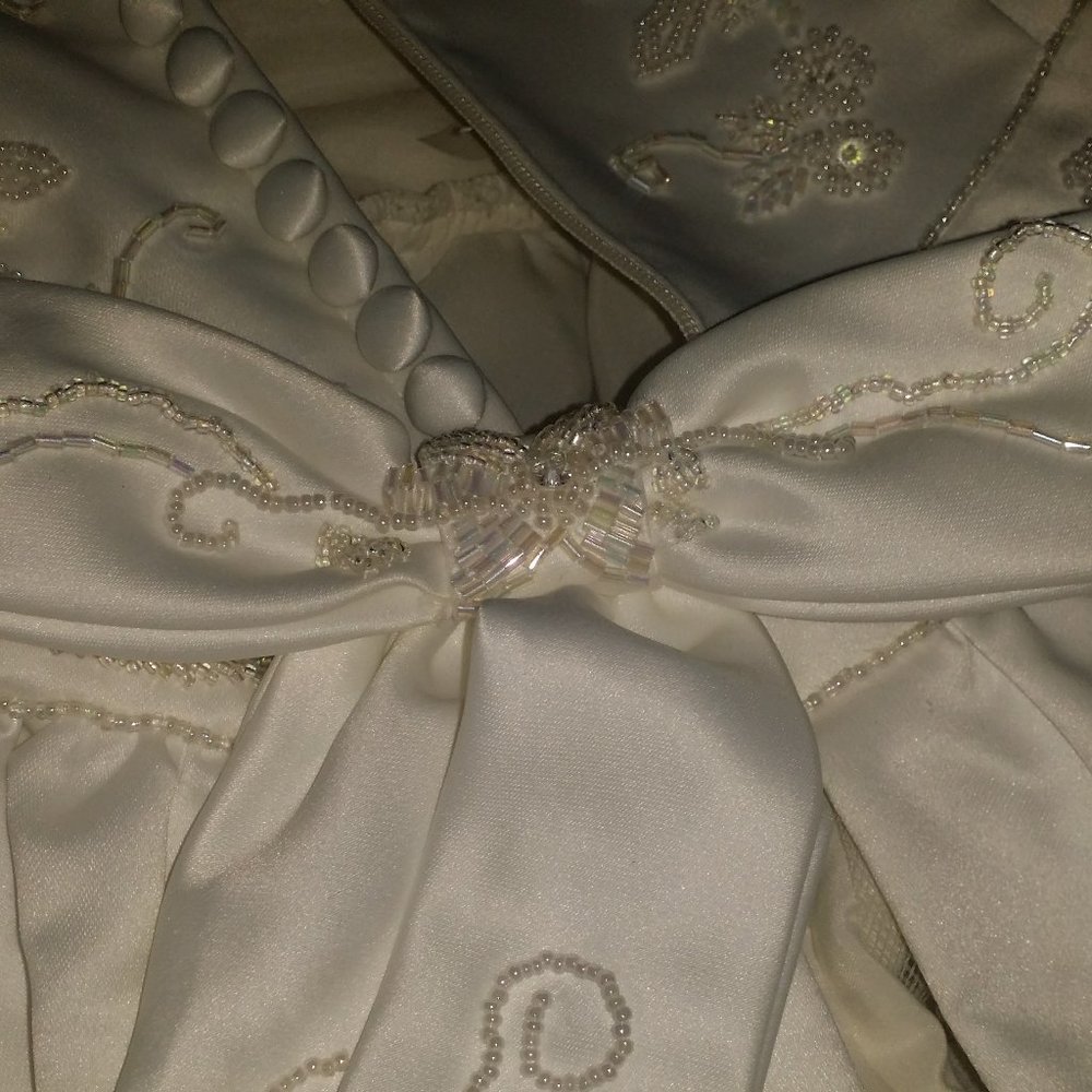 Vintage Style Mori Lee Beaded Satin Gown in Soft White - Picture 9 of 12